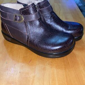 Algeria Dylan Molasses tooled ankle boots brown leather